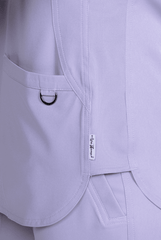 Nahansicht vom Lavendel farbigen Kasack Stretcheinsatz