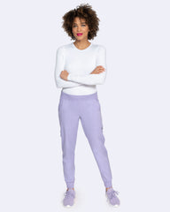 Lavendel farbige Slim Jogger Stretch Berufshose, getragen von einem Model